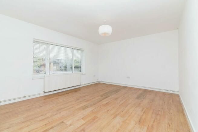 Property photo 2 of 11 2