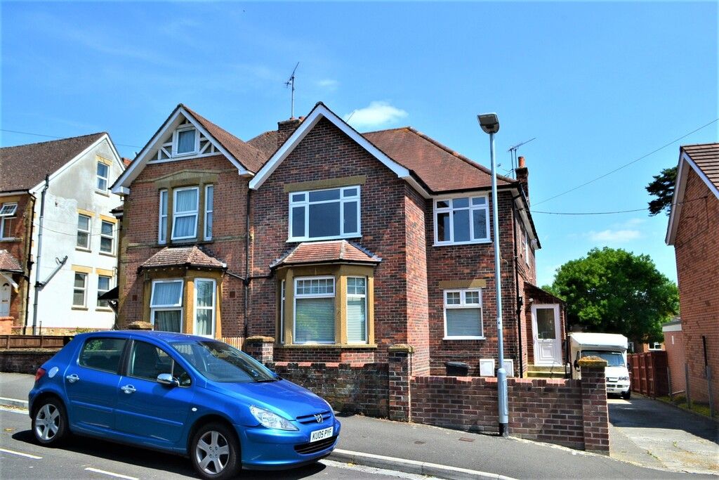 Property photo 1 of 10 Front External