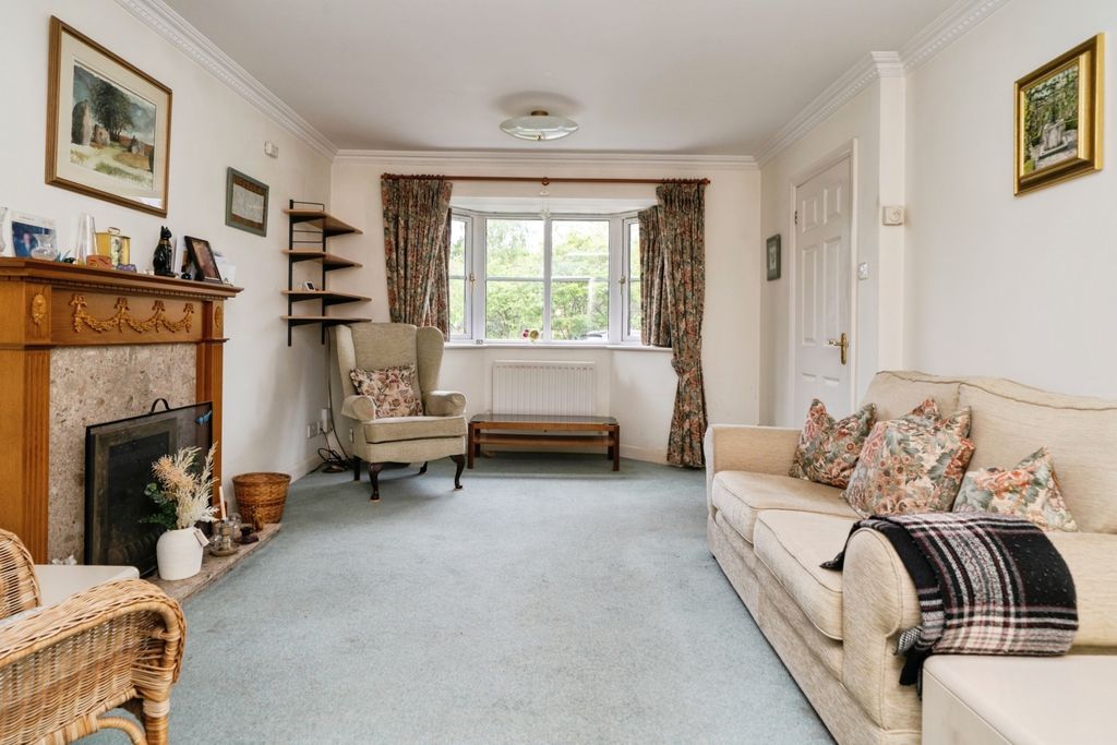 Property photo 2 of 18 Picture No. 22