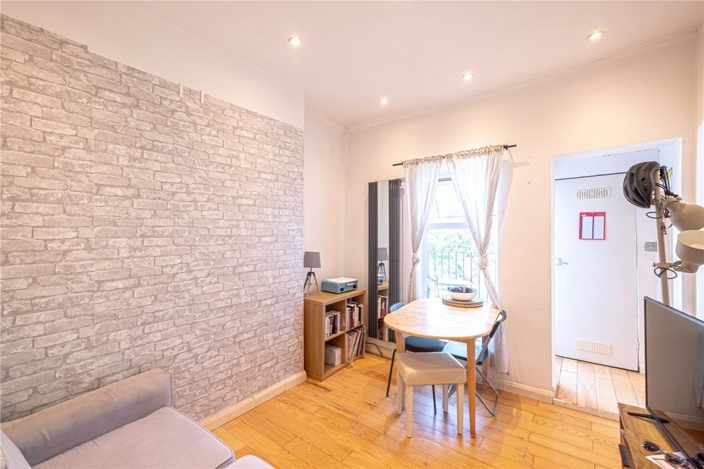 Property photo 1 of 7 Picture No. 01