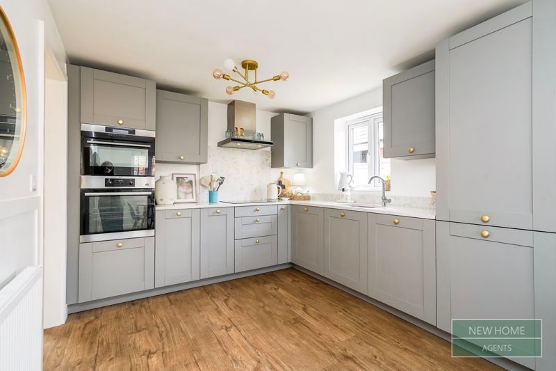 Property photo 2 of 19 Photo 8