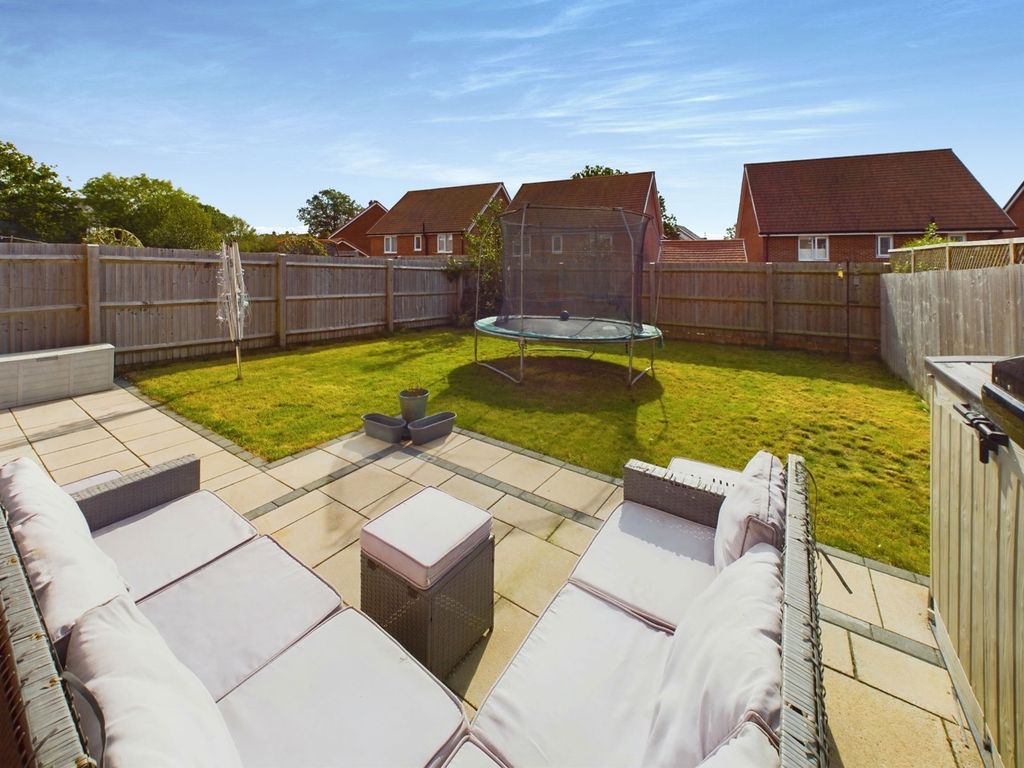 Property photo 2 of 14