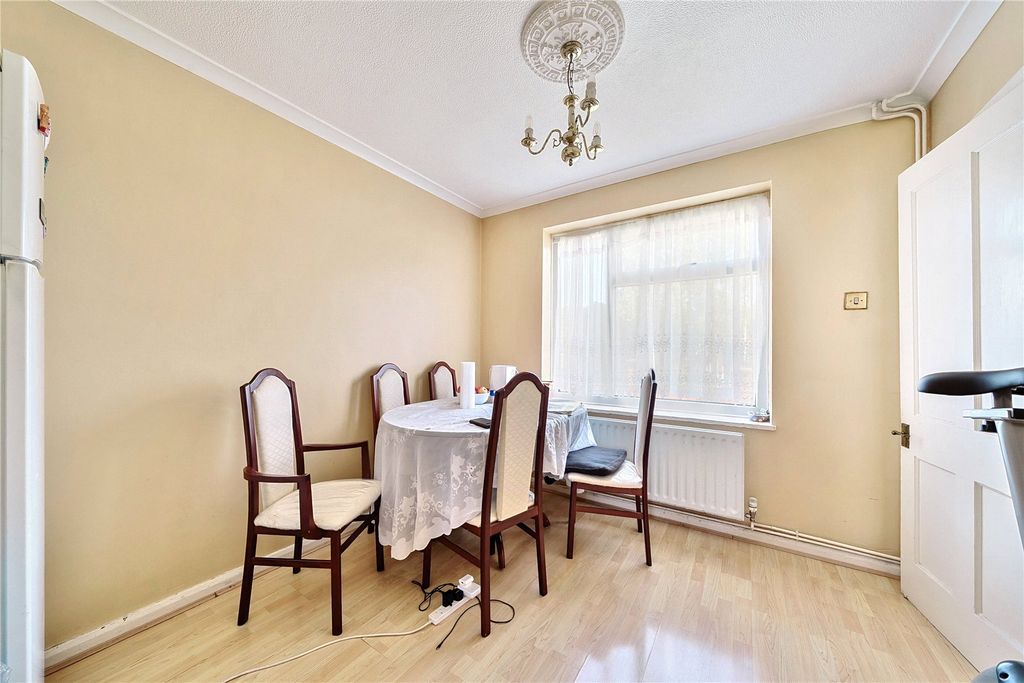 Property photo 3 of 21 Picture No. 05
