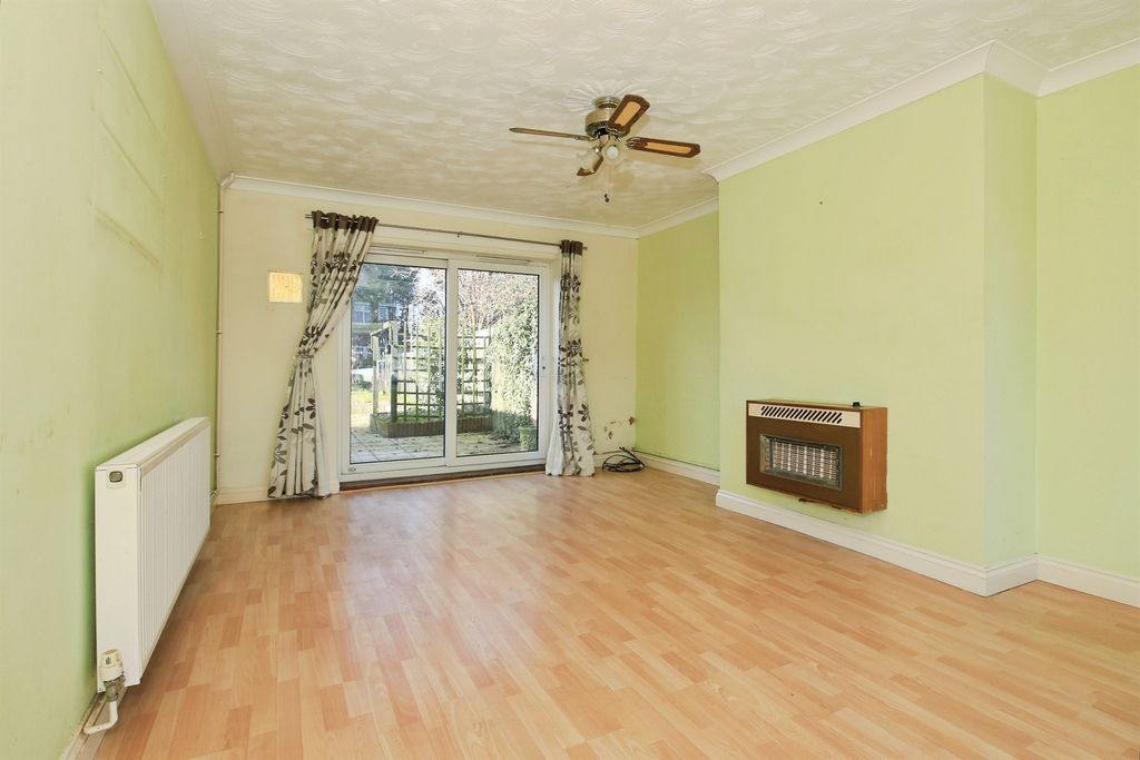 Property photo 3 of 20