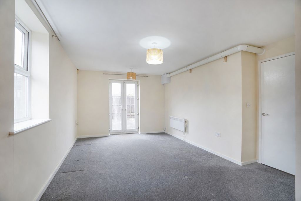 Additional image 11 of 2 bed flat for saleLongstork Road., Rugby CV23