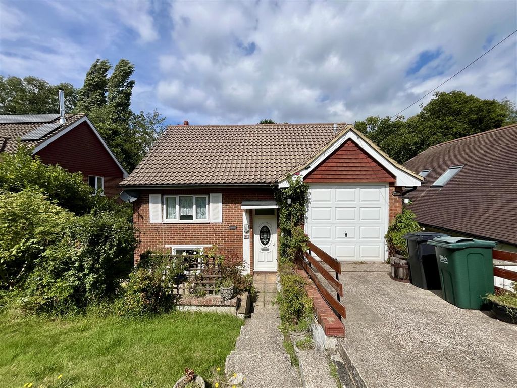 Property photo 1 of 16