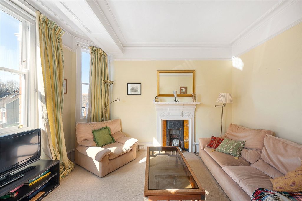 Property photo 3 of 17 Picture No. 07