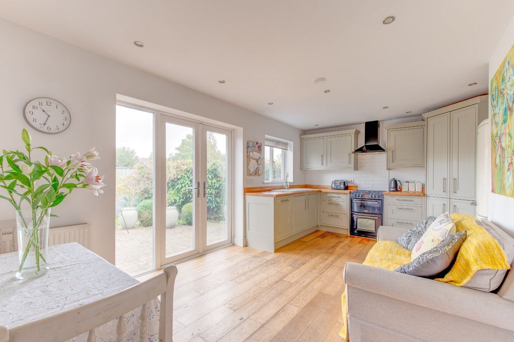 Property photo 3 of 15 Picture No. 52