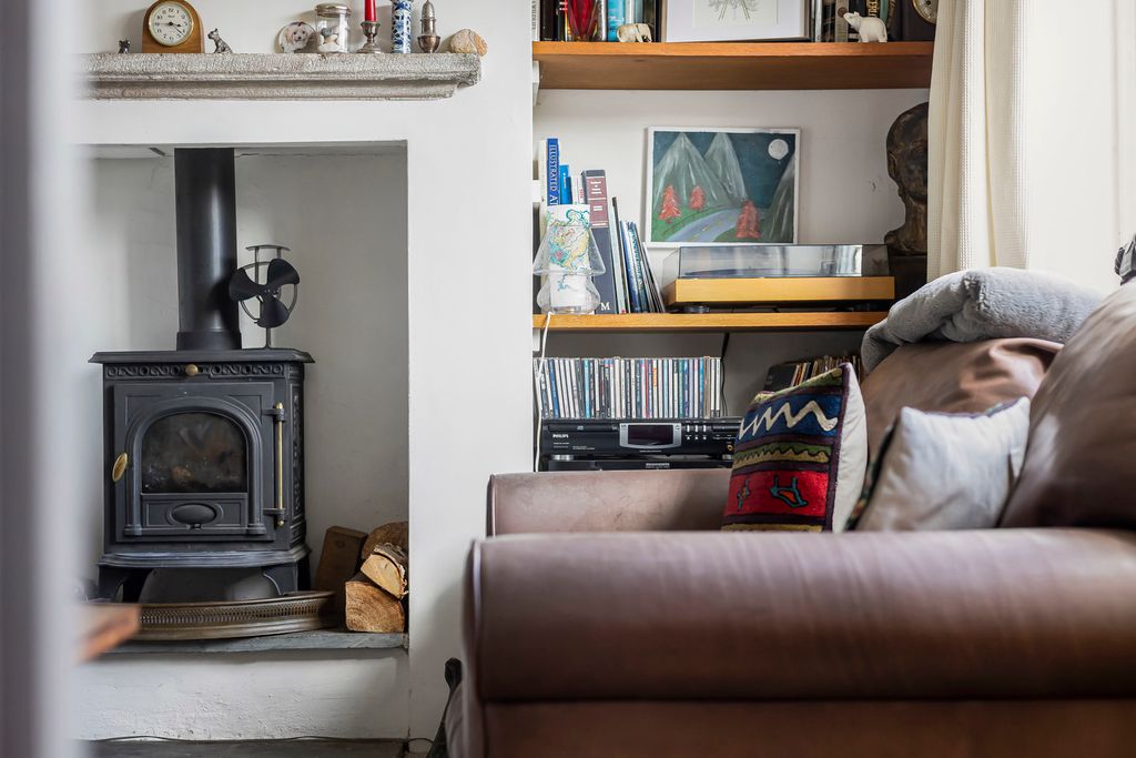 Property photo 3 of 18 Wood Burner