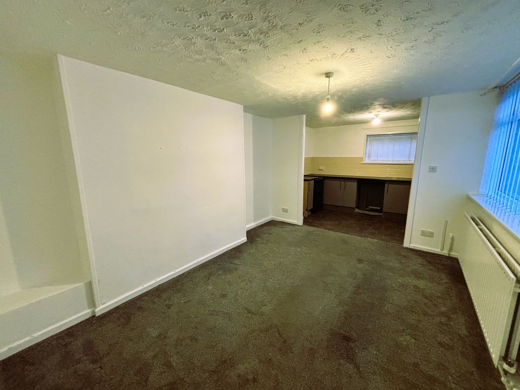 Property photo 2 of 13 Gallery