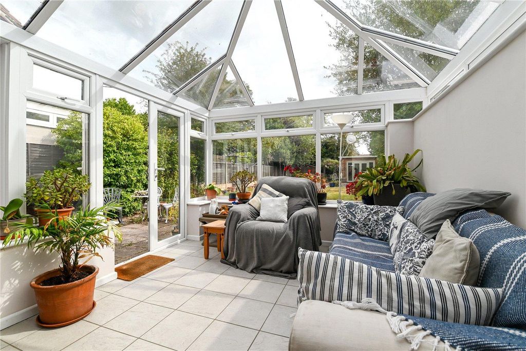 Property photo 2 of 15 Picture No. 02