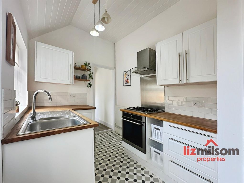 Property photo 2 of 17 872A475A-Img_0077.Jpg