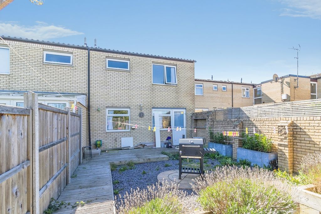 Property photo 3 of 19 Pbox-Img.Jpg