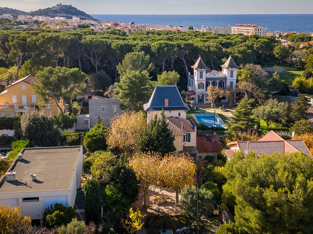 Property photo 1 of 25