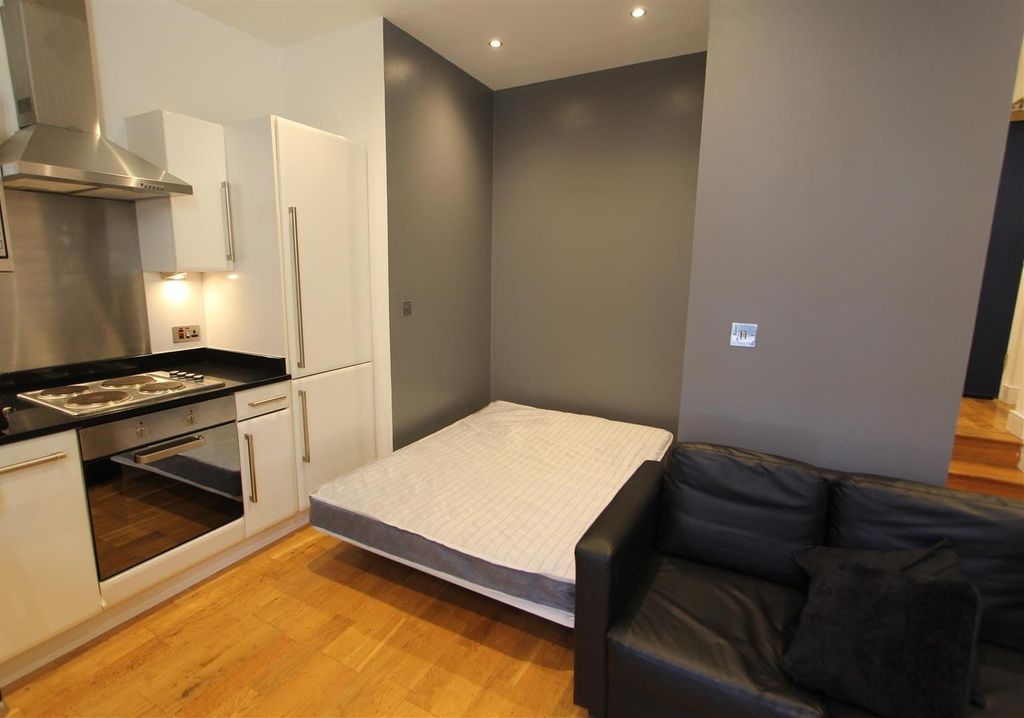 Property photo 1 of 7 Modern Kitchen With Sleek Units And Ample Space...