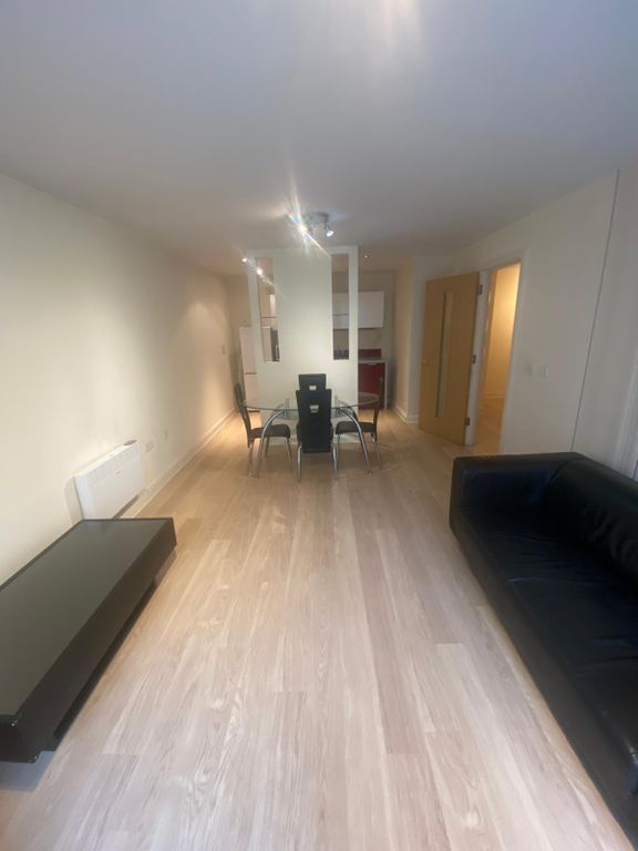 Property photo 3 of 11 4