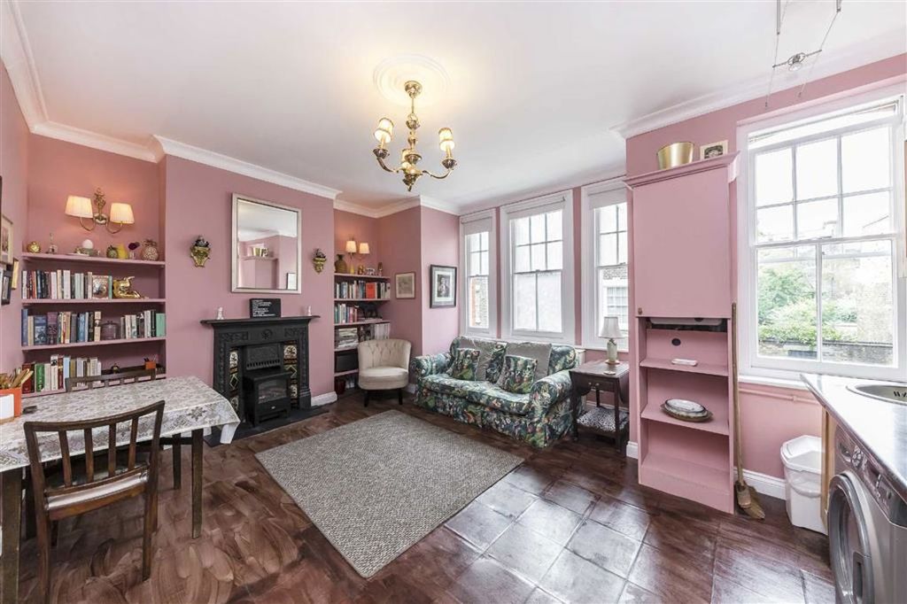 Property photo 2 of 6