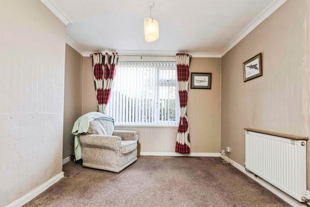 Property photo 2 of 19 Pbox-Img.Jpg