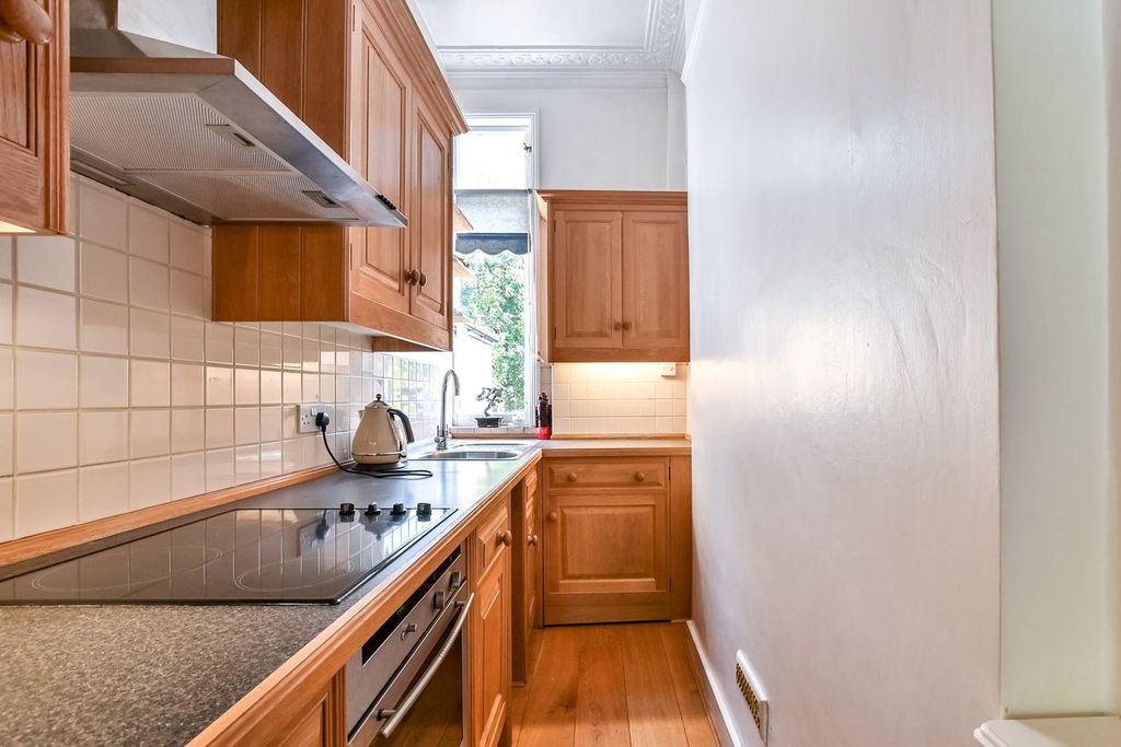 Property photo 2 of 5