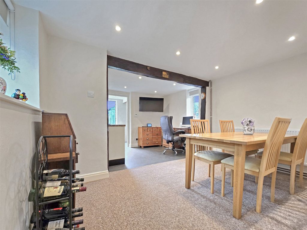 Property photo 3 of 21 3 - Picture No. 17