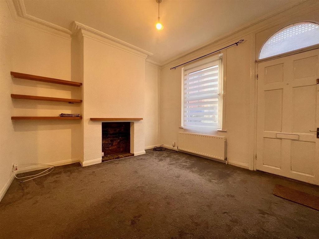 Property photo 2 of 10 Rosslyn 2.Jpg