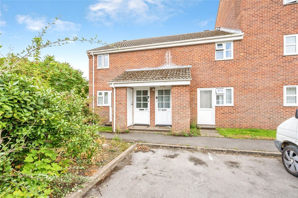Property photo 1 of 13 Picture No. 16