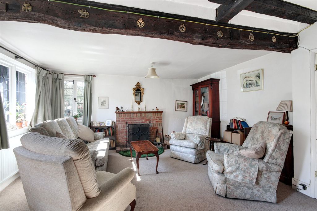 Property photo 3 of 13 Sitting Room