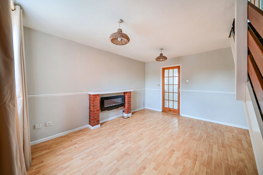 Property photo 2 of 20 Reception Room