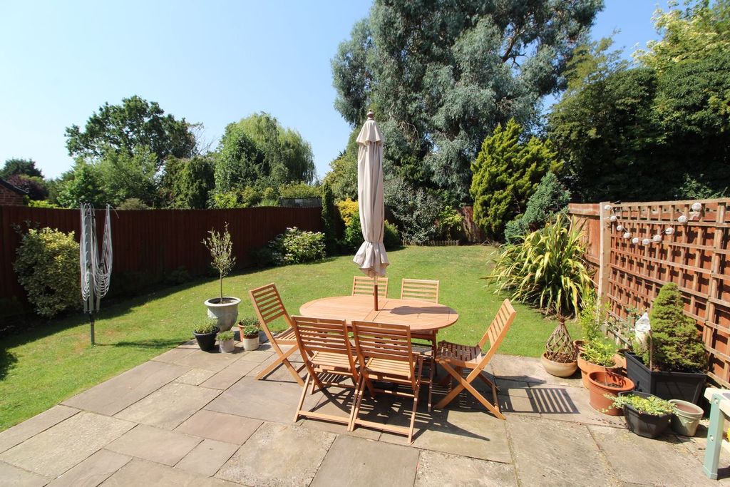 Property photo 2 of 19