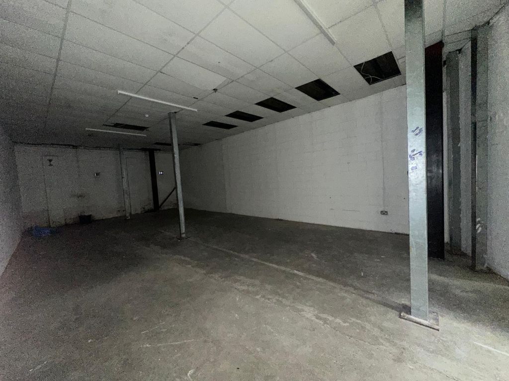 Property photo 2 of 3