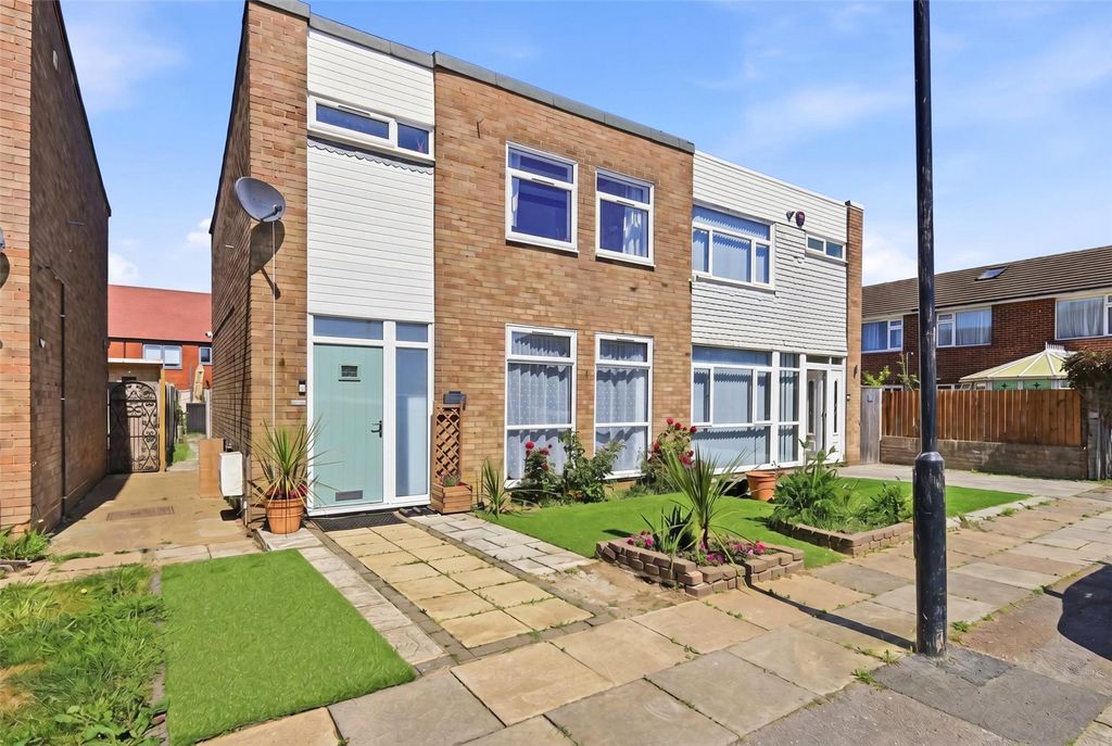 Property photo 1 of 21 Picture No. 27
