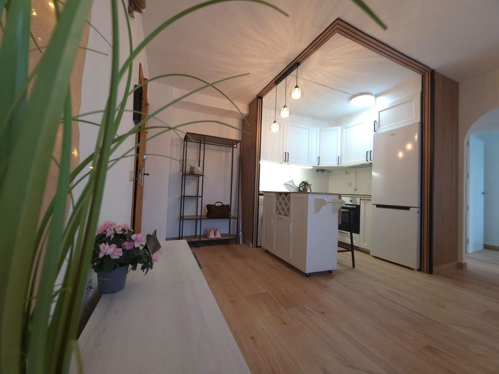 Property photo 1 of 50