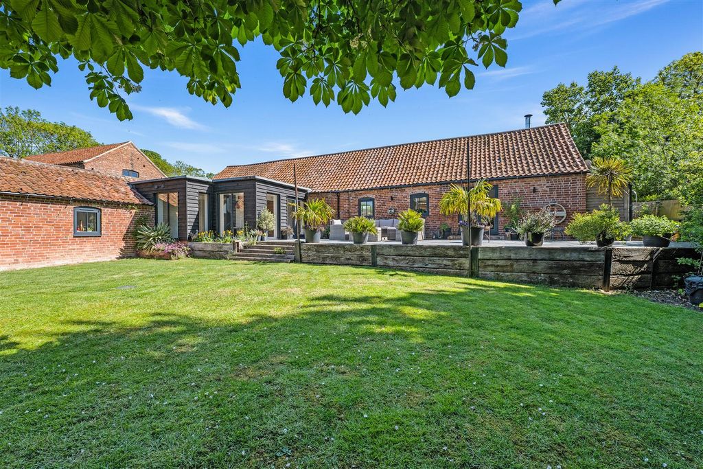 Property photo 1 of 46 P1087716.Jpg