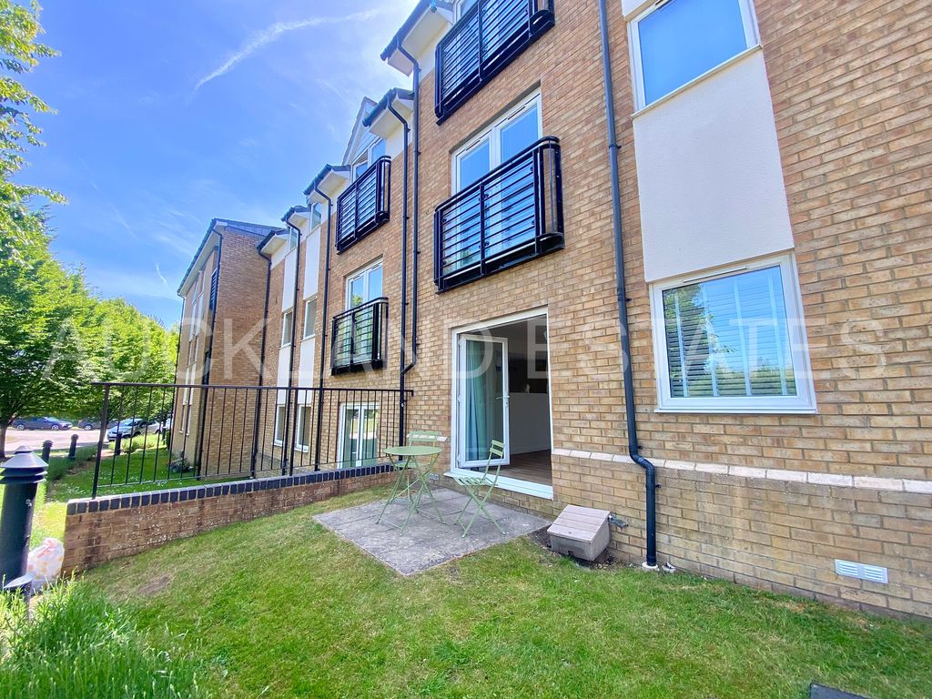 Property photo 1 of 15