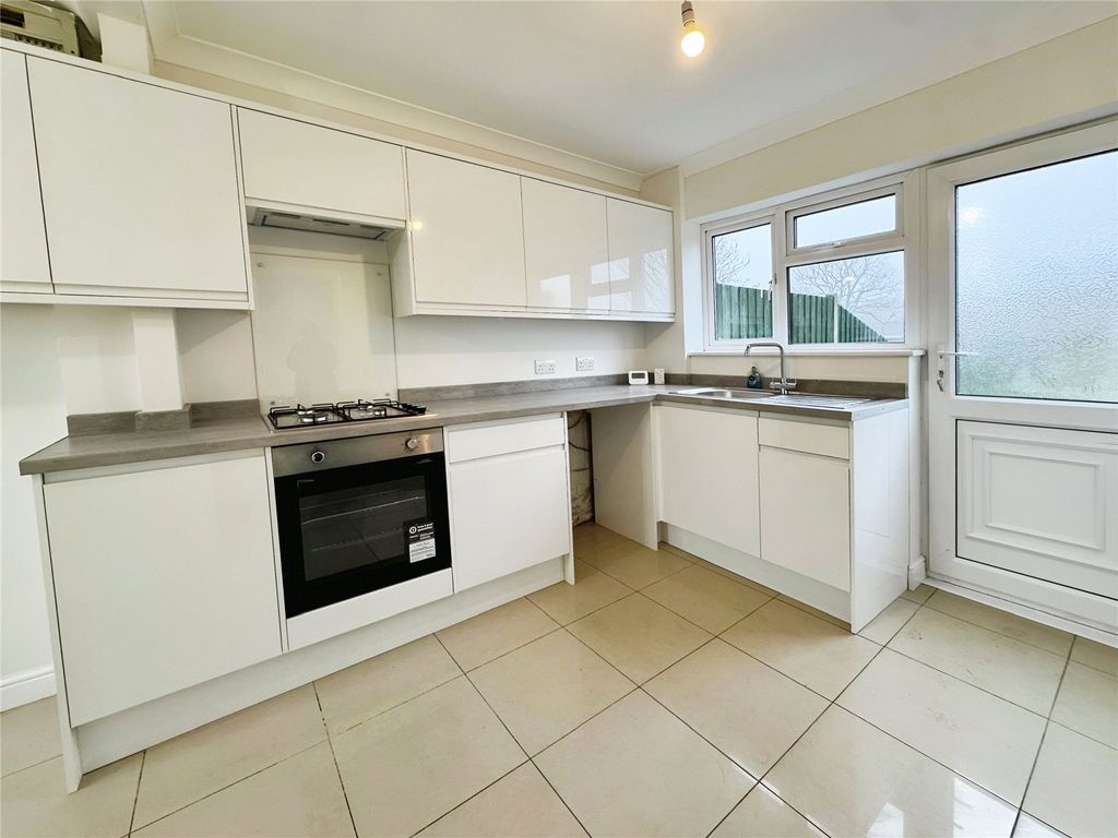 Property photo 3 of 9 Picture No. 02