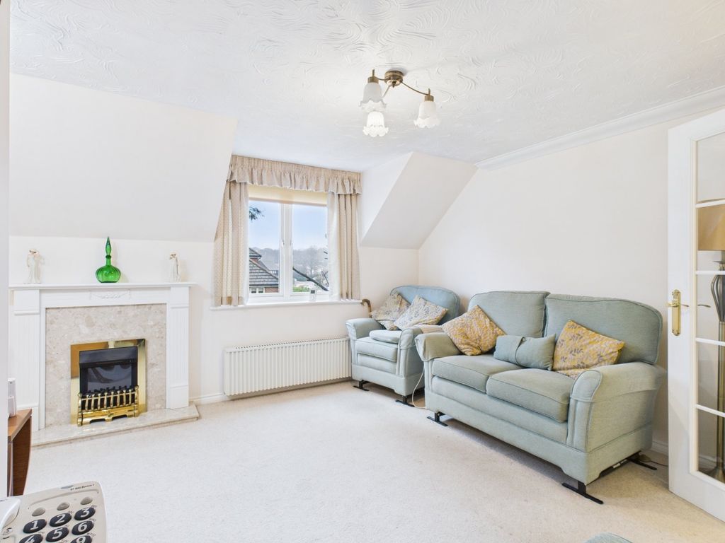 Property photo 2 of 14 Living Room