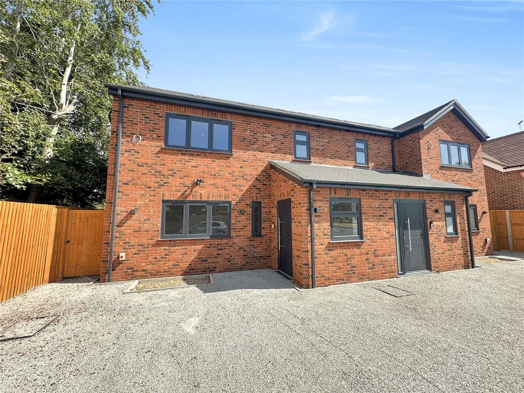 Property photo 1 of 21 Picture No. 20
