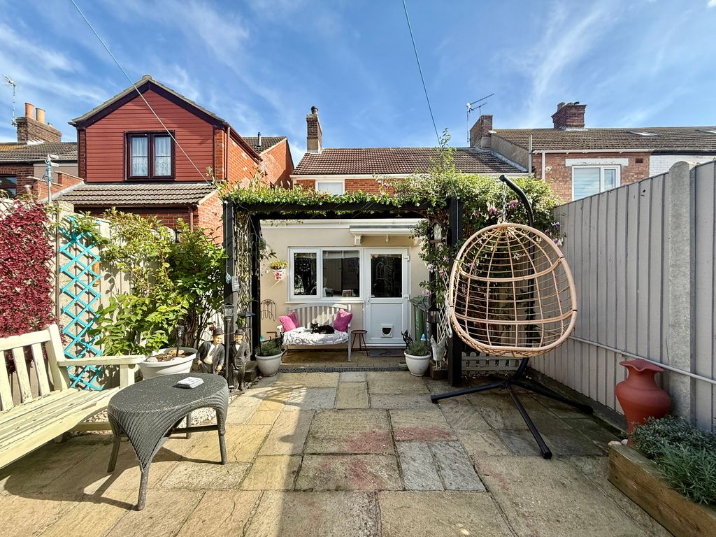 Property photo 2 of 10