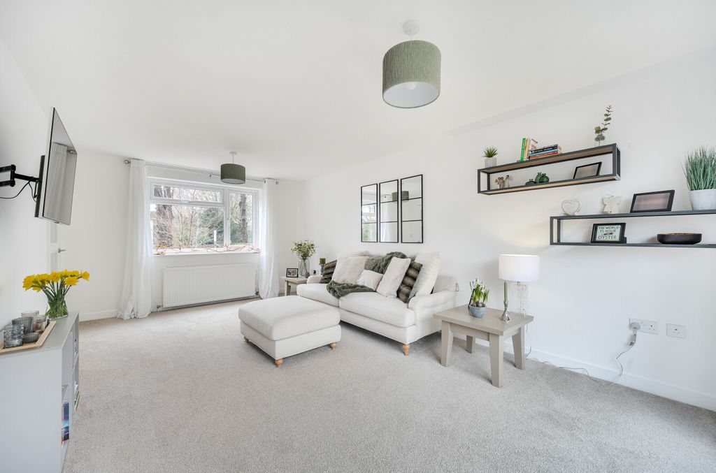 Property photo 2 of 14 1401393-4-6985Dd9...