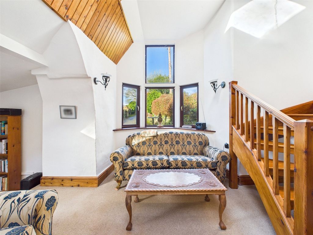 Property photo 2 of 18 Living Room