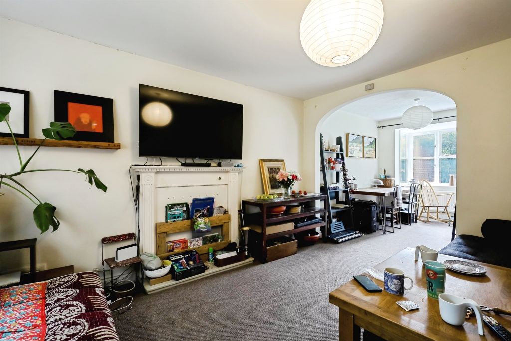 Property photo 3 of 17