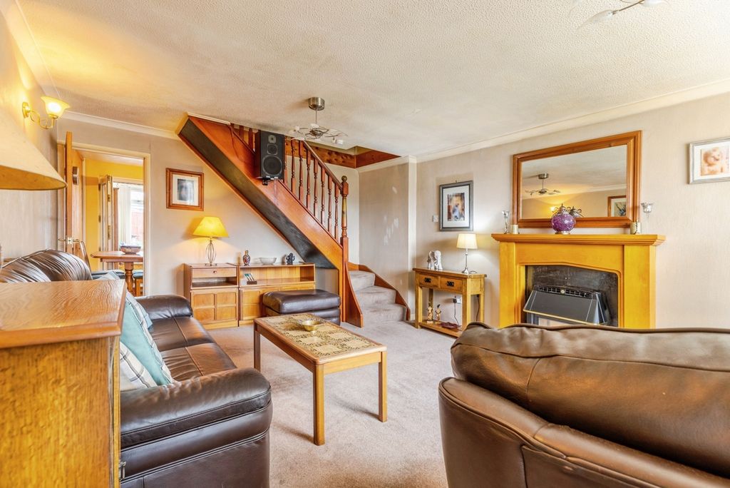 Property photo 3 of 13 Pbox-Img.Jpg