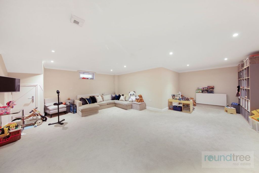 Property photo 2 of 18 Other