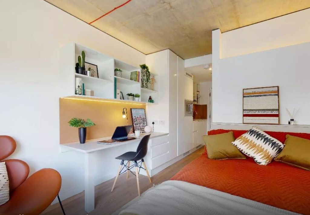 Property photo 2 of 4