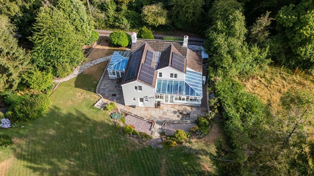 Property photo 2 of 53
