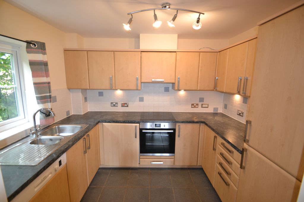 Property photo 2 of 9