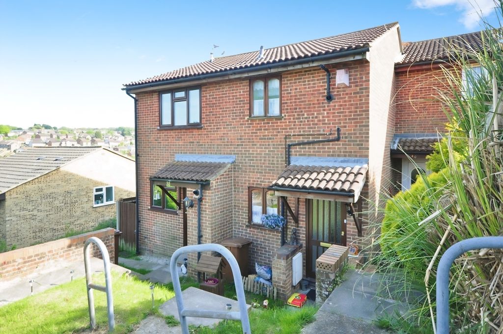 Property photo 1 of 1 Moanrch Front