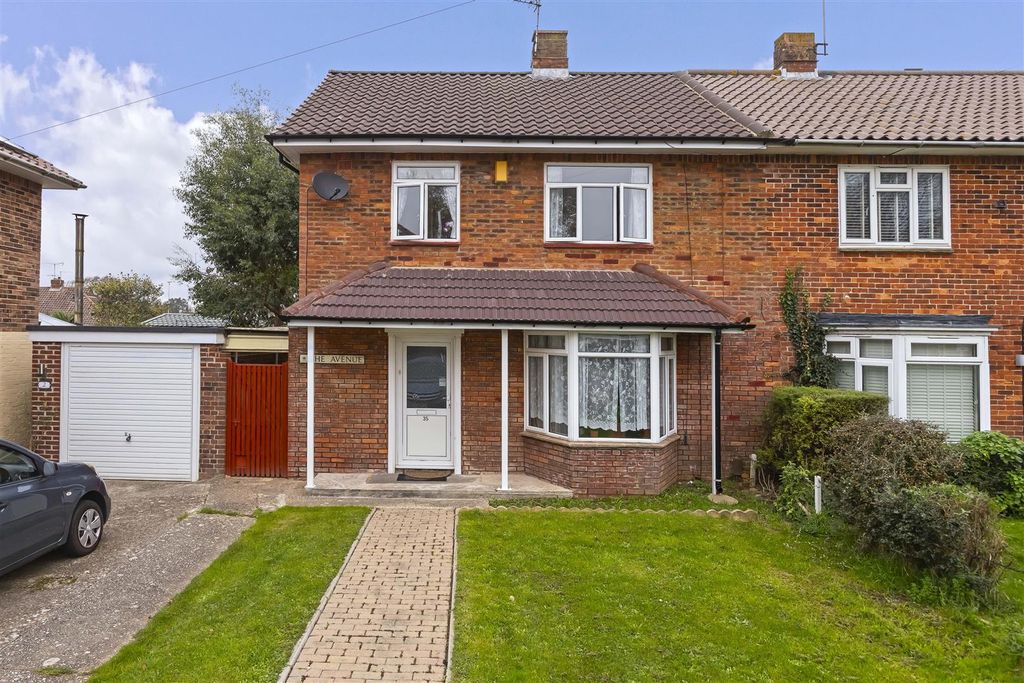 Property photo 1 of 11