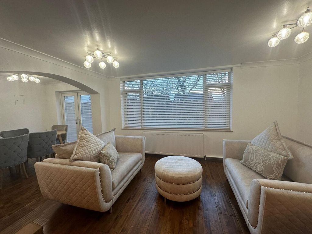 Property photo 2 of 19 Living Room