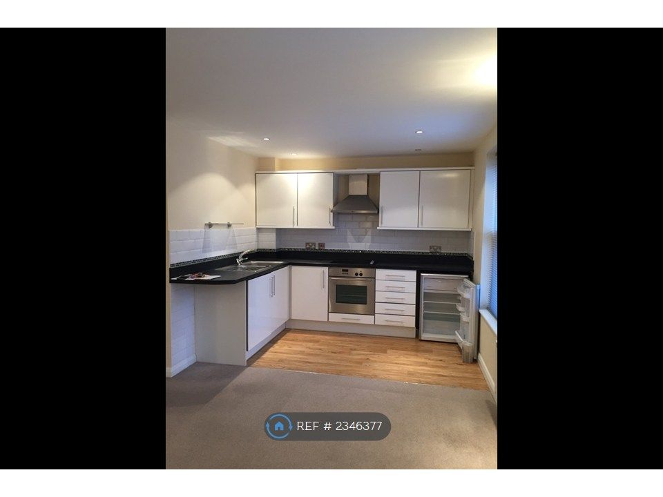 Property photo 2 of 19 Kitchen With All Utensils Needed For Cooking